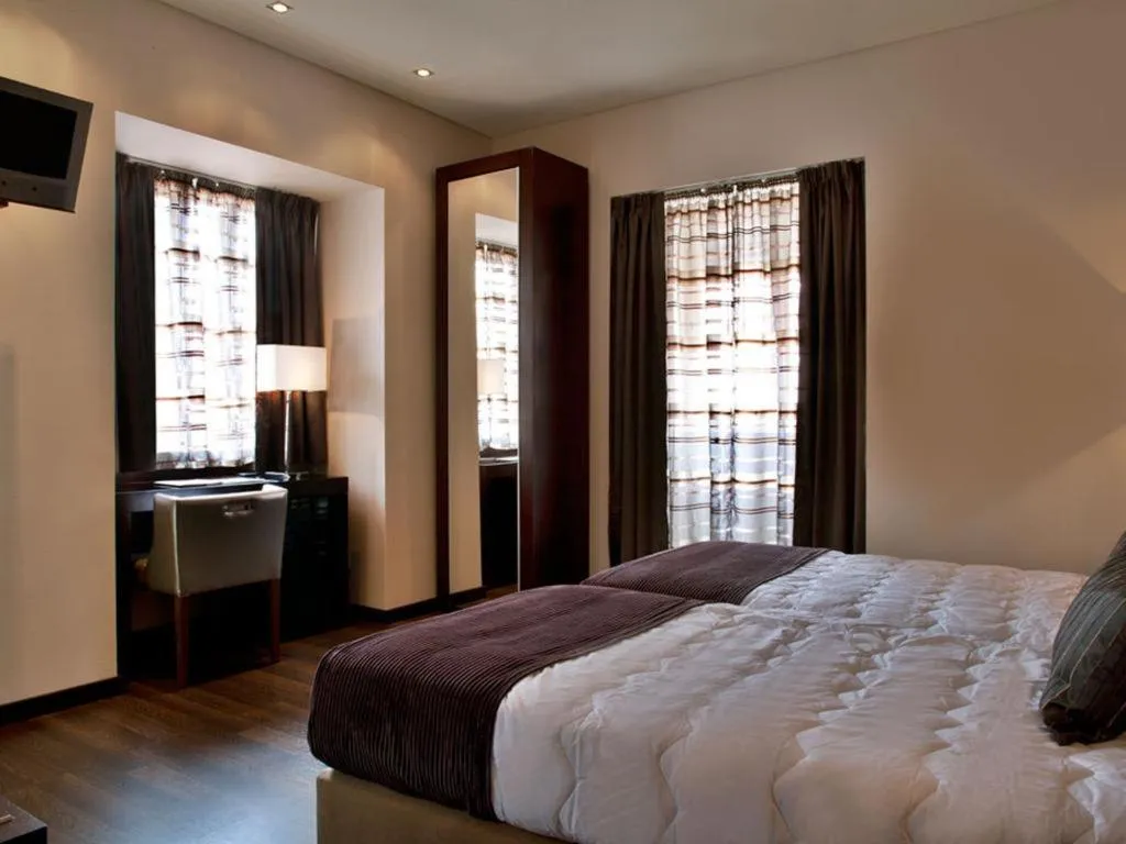 TRIPLE STANDARD Room, Turim Restauradores, Lisbon