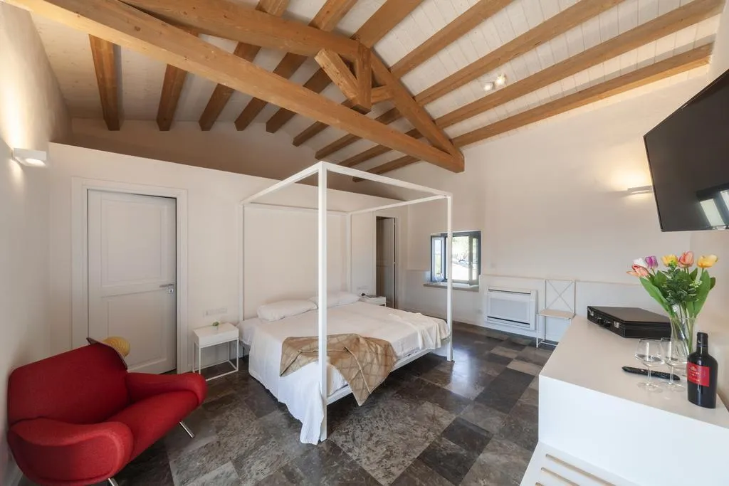DOUBLE DELUXE WITH TERRACE Room, Borgo D'orlando, Catania