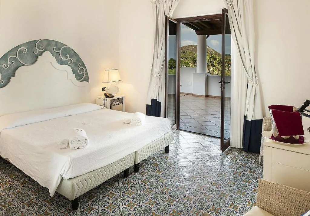 FAMILY ROOM STANDARD Room, Hotel Garden Vulcano, Palermo