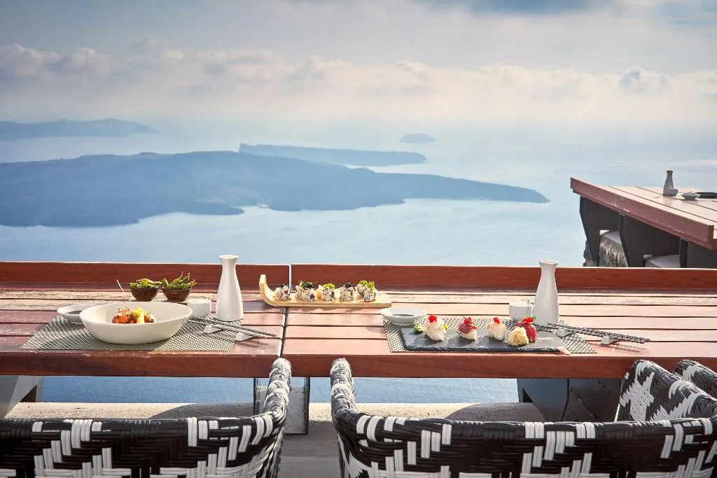 Restaurant, Katikies Chromata Santorini - The Leading Hotels, Santorini