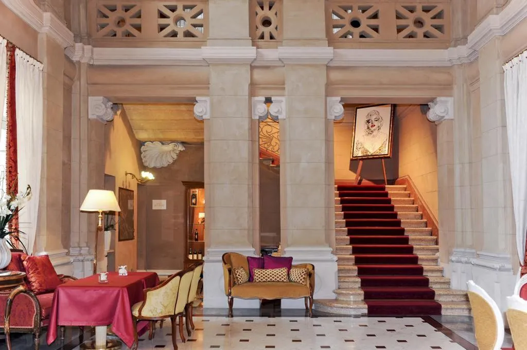 Lobby, Albergo Terminus, Milan