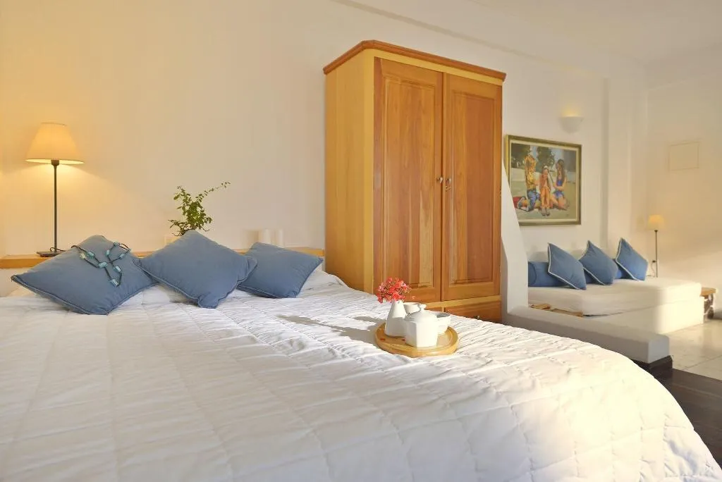 JUNIOR SUITE WITH DOUBLE BED Room, Tamarix Del Mar, Santorini