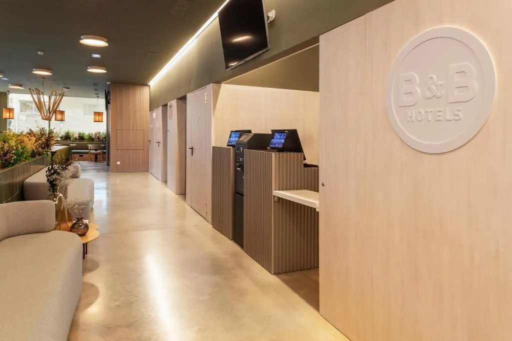 Lobby, B&B Hotel Santo Tirso, Porto
