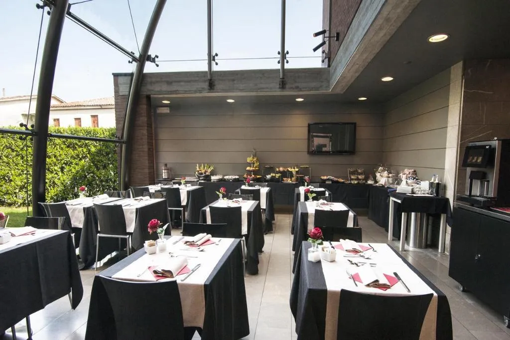 Restaurant, Hotel Villa Giulietta, Venice
