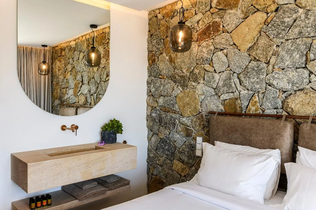 SUITE DELUXE SEA VIEW Room, Charisma Hotel And Wellness Suites, Mykonos