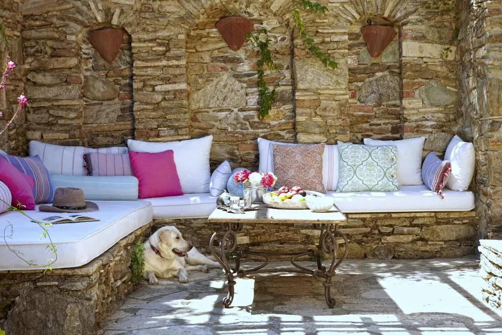 Terrace, Gullu Konaklari, Izmir
