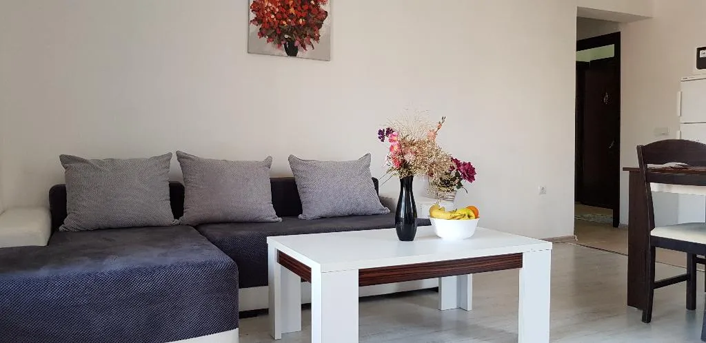 APARTMENT TWO BEDROOMS Room, Vintegra, Bourgas