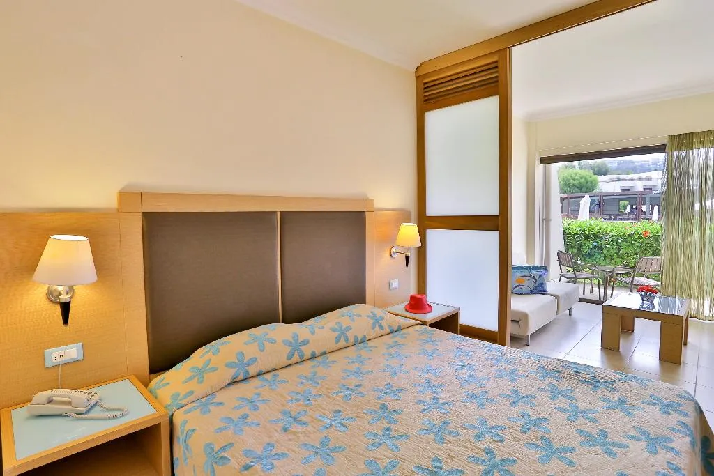FAMILY ROOM ONE BEDROOM Room, Sol Cosmopolitan Rhodes, Rhodes