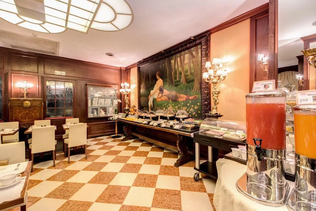 General view, Hotel Romana Residence, Milan