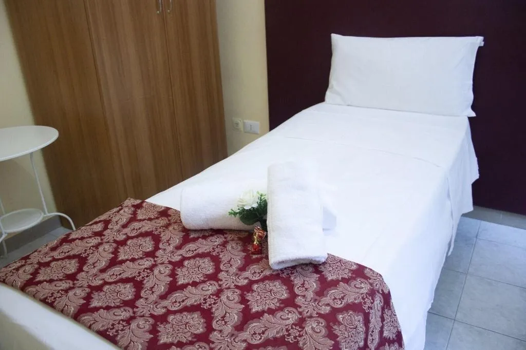 SINGLE STANDARD Room, Miss Suite, Naples