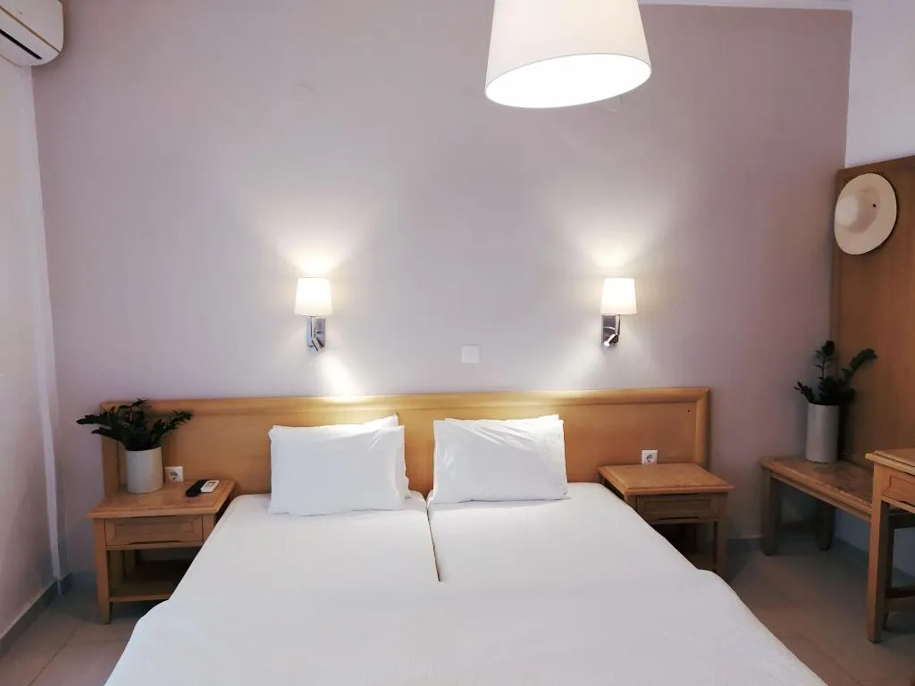 Room, Alykes Family Resort, Corfu