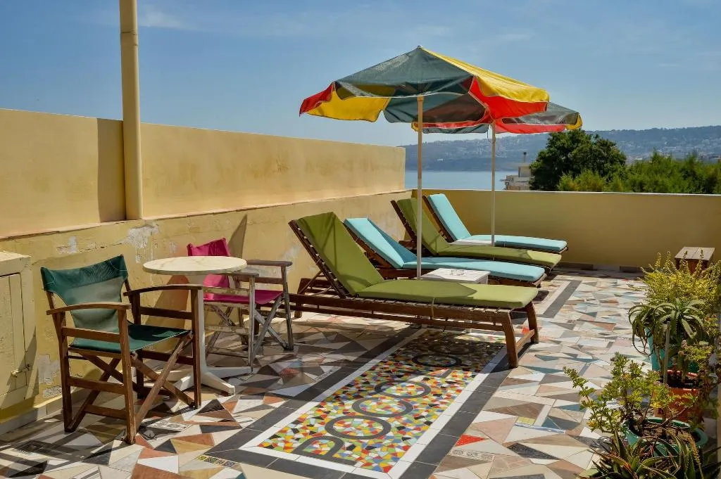 Terrace, Poco Loco Bed & Breakfast, Crete