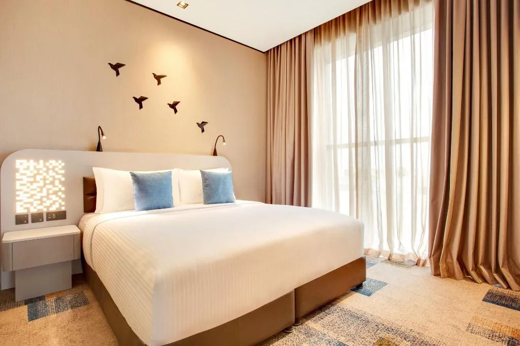 Room, Lemon Tree Hotel Jumeirah, Dubai, Dubai