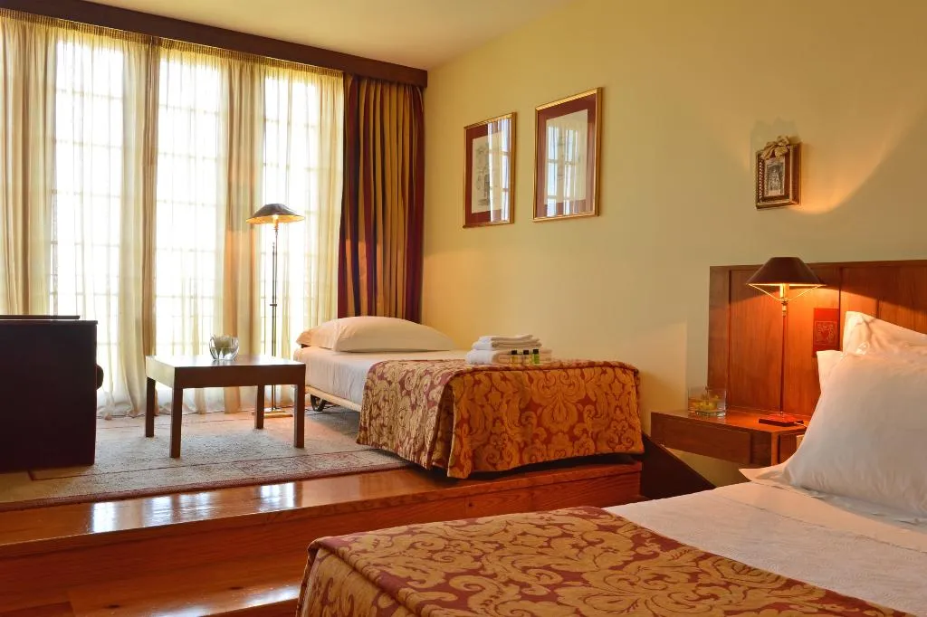 Double or Twin SUPERIOR Room, Pousada Mosteiro de Guimaraes - Monument Hotel, Porto