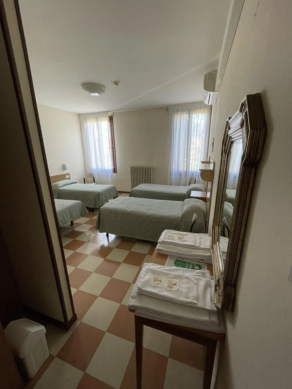 QUADRUPLE STANDARD Room, Casa Caburlotto, Venice
