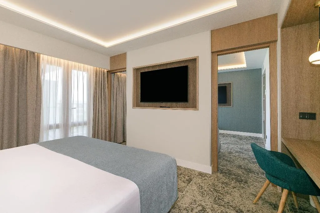 SUITE STANDARD Room, Sol Torremolinos Don Pablo, Costa Del Sol