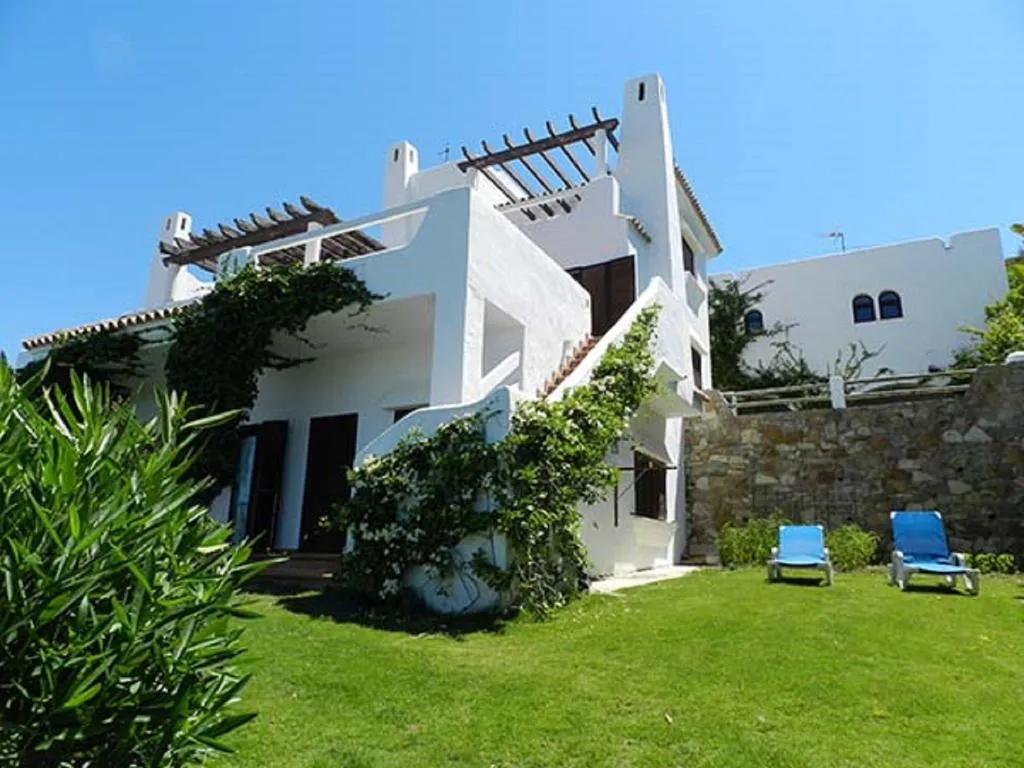 VILLA CAPACITY 4 Room, Beach Resort Playa de los Alemanes, Costa De La Luz