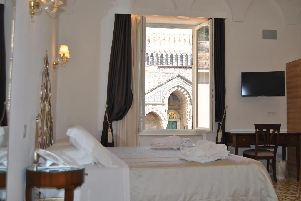 SUITE SUPERIOR CITY VIEW Room, Core Amalfitano City Suites, Naples