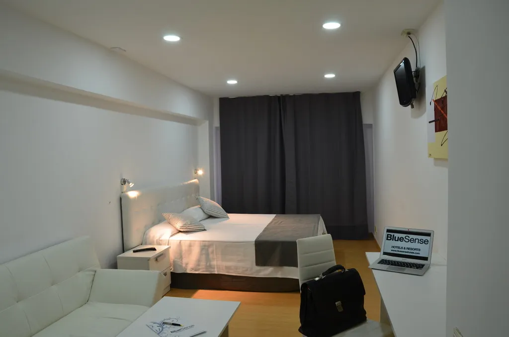STUDIO SUPERIOR Room, Boutique Urban Madrid Genova, Madrid