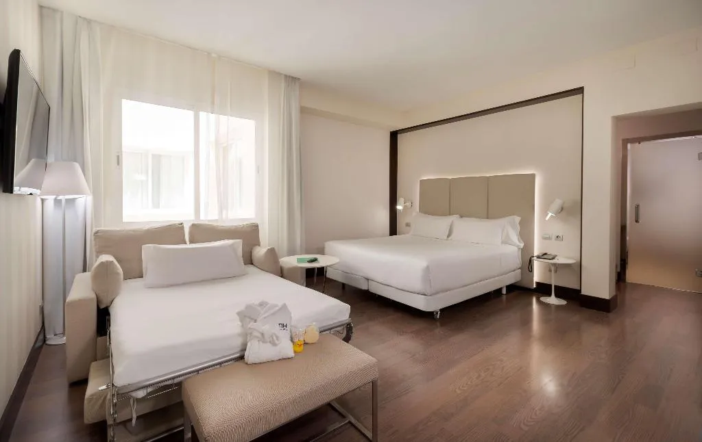FAMILY ROOM STANDARD Room, NH Madrid Lagasca, Madrid