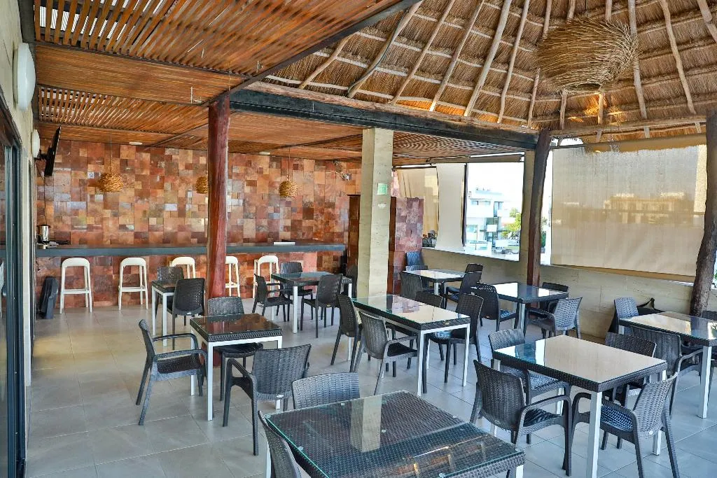 Restaurant, Grand Fifty Suites, Playa Del Carmen
