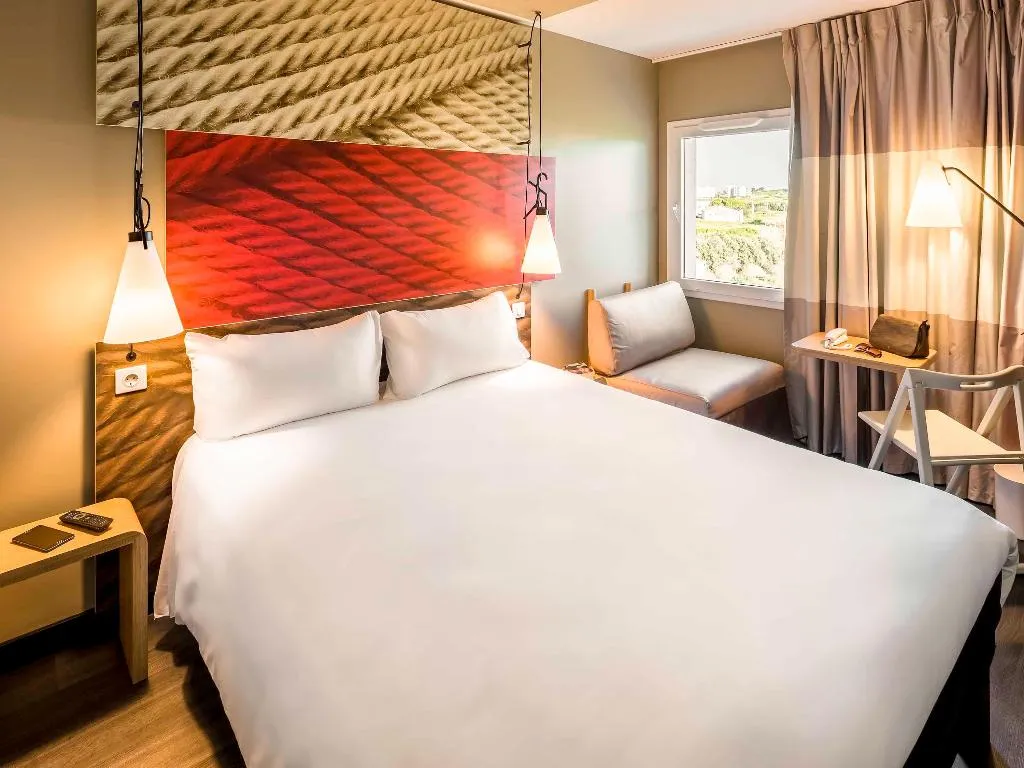 DOUBLE WITH DOUBLE BED Room, Ibis Faro Algarve, Algarve