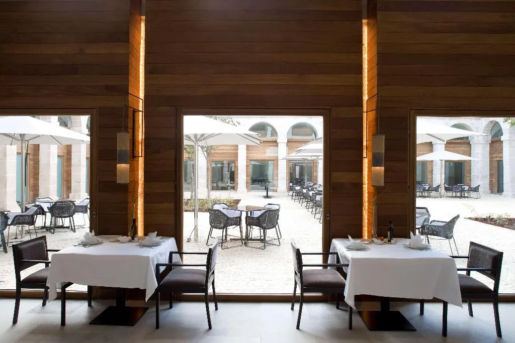 Restaurant, Parador de Alcala de Henares, Madrid