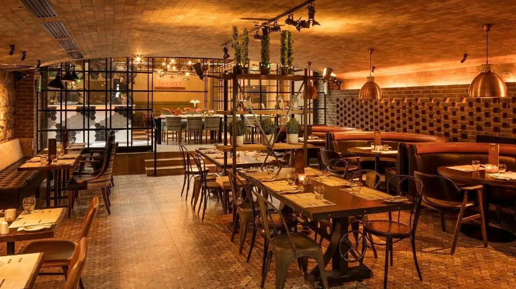 Restaurant, The Address Connolly Hotel, Dublin