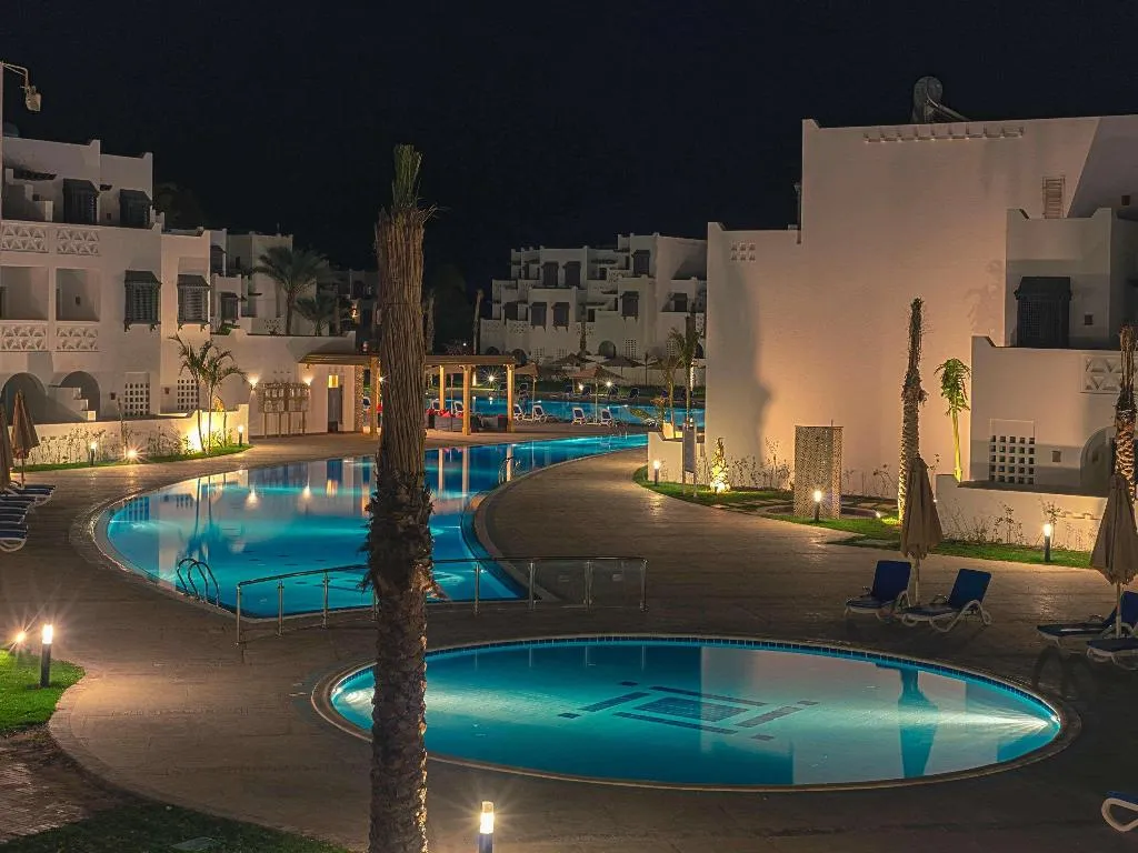 Pool, Mercure Hurghada, Red Sea Riviera