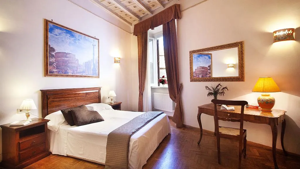 TRIPLE STANDARD Room, Pantheon Inn, Rome