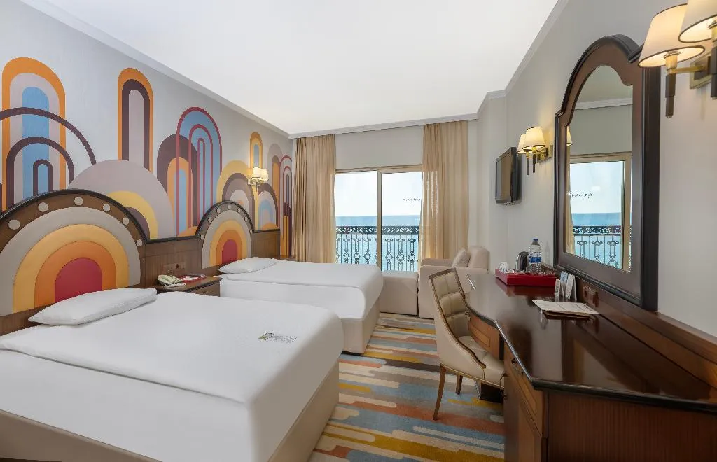 TRIPLE DELUXE SEA VIEW Room, Megasaray West Beach Antalya, Antalya
