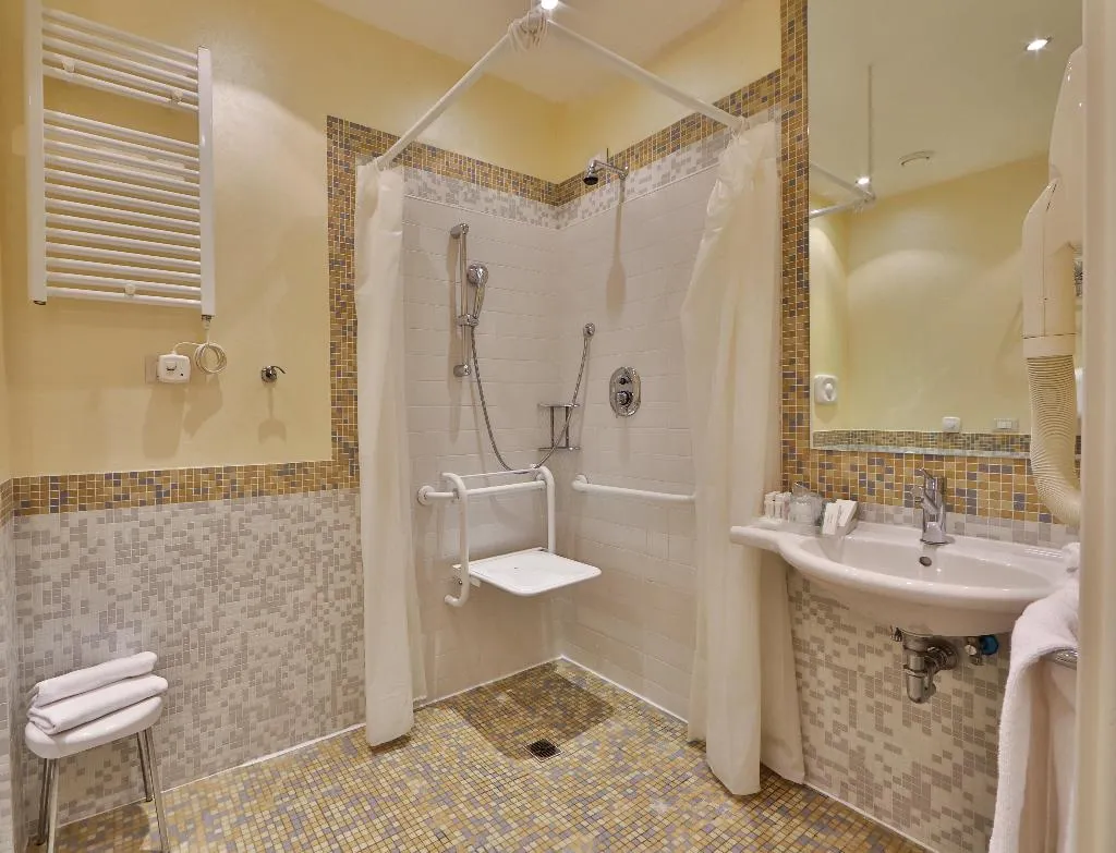 DOUBLE Accessible Room, Crowne Plaza Venice East Quarto D'altino, Venice