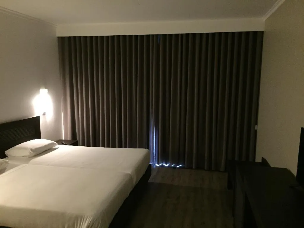 Double or Twin MOUNTAIN VIEW Room, Euro Moniz, Madeira