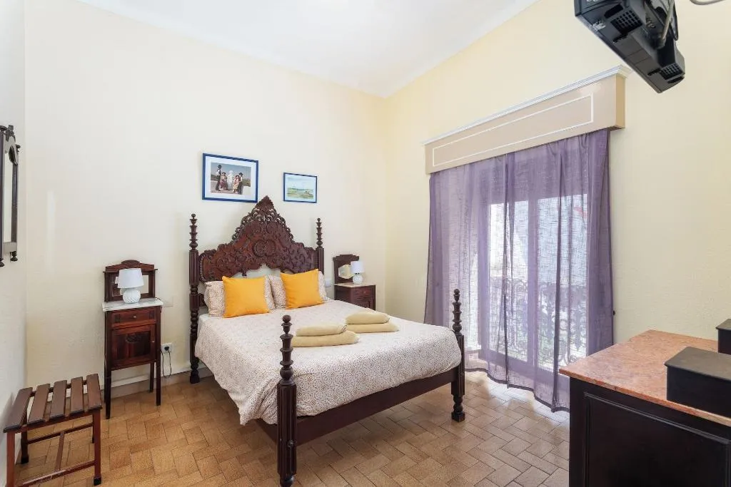 Room, Pension Bicuar, Algarve