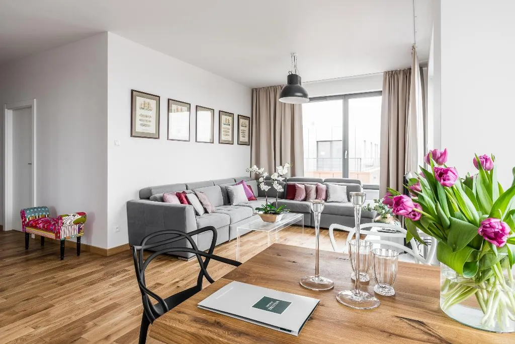 APARTMENT PREMIER TWO BEDROOMS Room, Old Town – River Point by Welcome Apartment, Gdansk