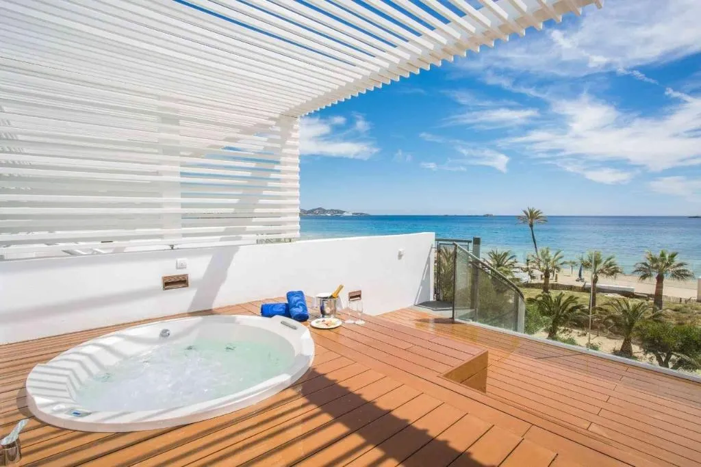 SUITE SEA VIEW Room, Grand Palladium White Island Resort & Spa, Ibiza