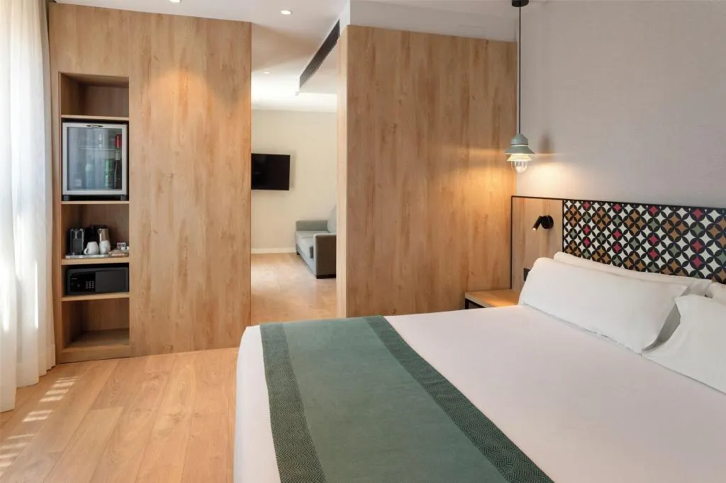 JUNIOR SUITE KING SIZE BED Room, Catalonia Excelsior, Valencia
