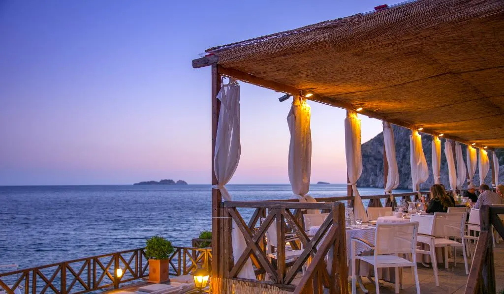 Restaurant, Le Agavi hotel, Naples