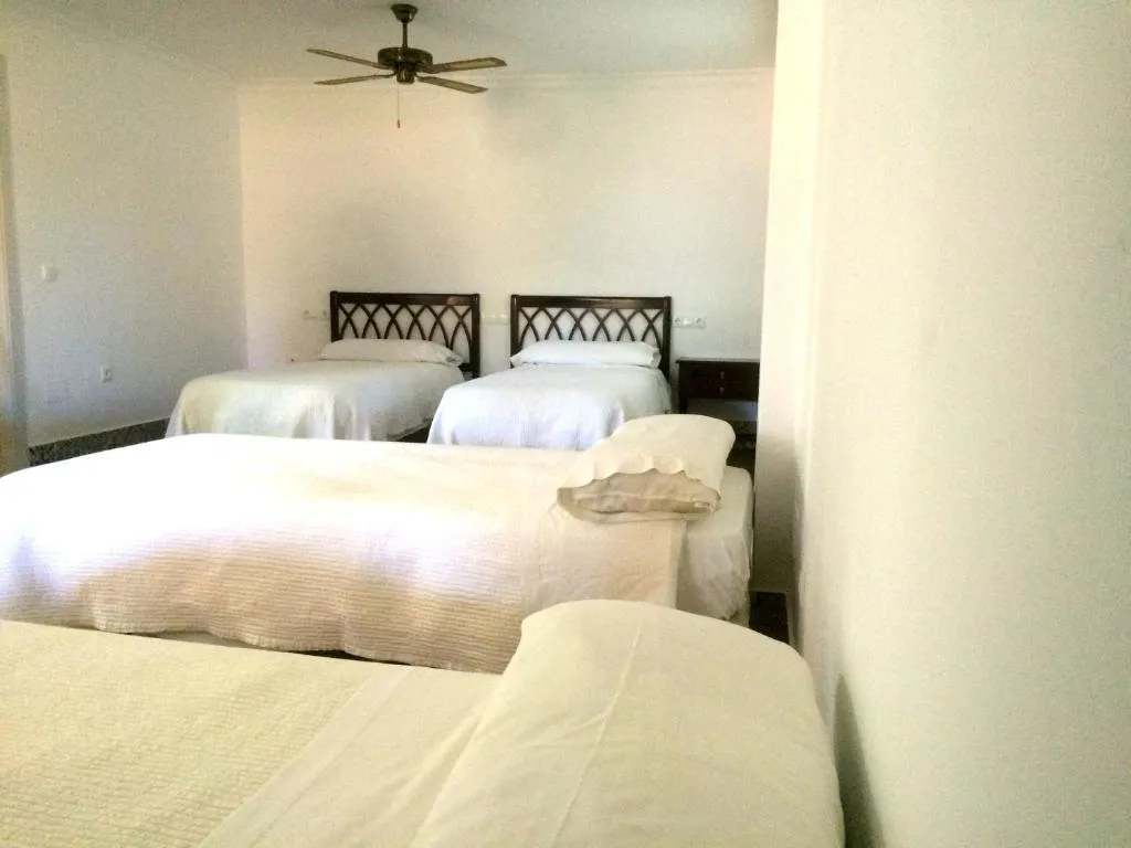 QUADRUPLE STANDARD Room, Hotel Rural El Cortijo, Costa Del Sol