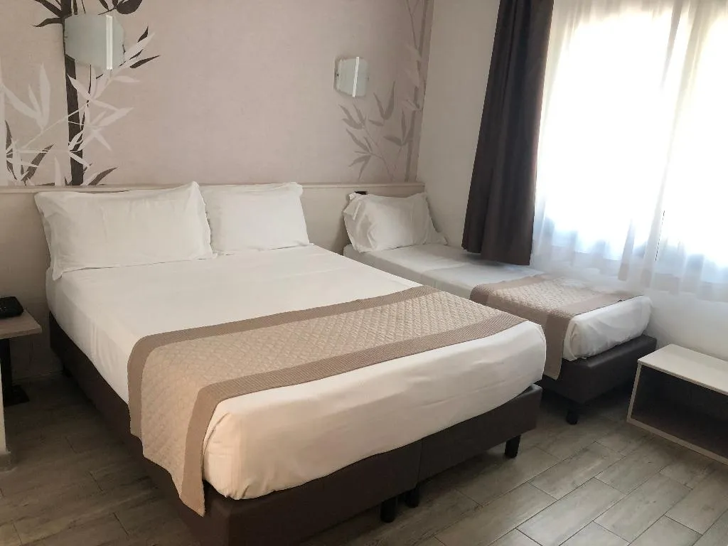 Room, Nuova Mestre, Venice