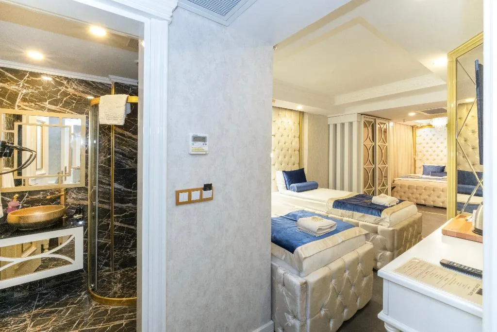 QUADRUPLE WITH DOUBLE BED Room, Les Lion Luxury Spa, Antalya