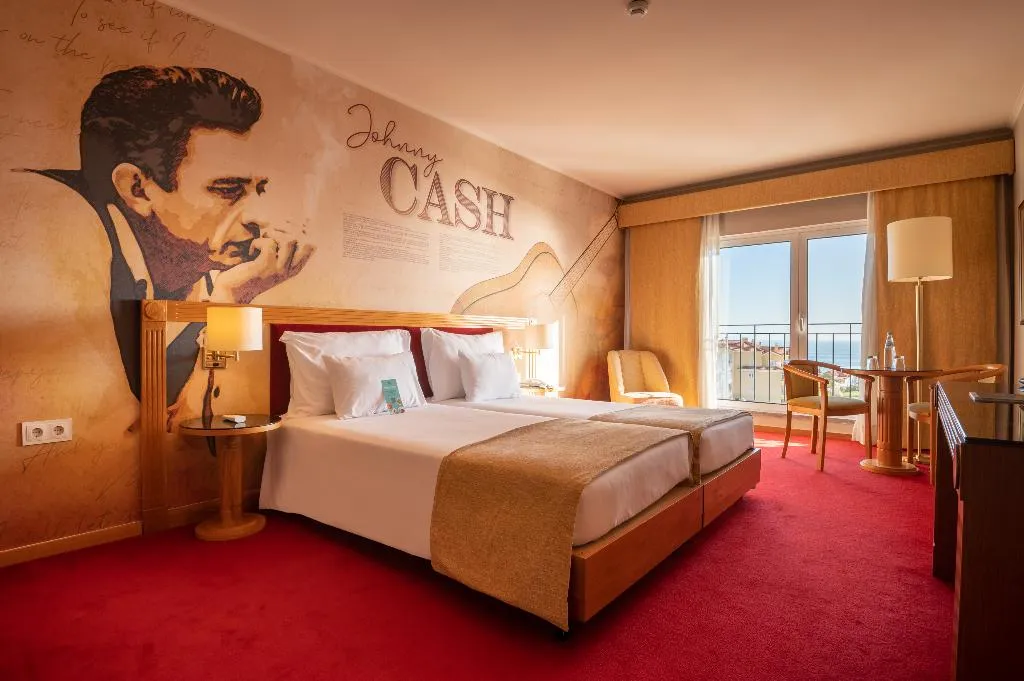 Double or Twin SEA VIEW CAPACITY 3 Room, Vila Gale Estoril, Lisbon