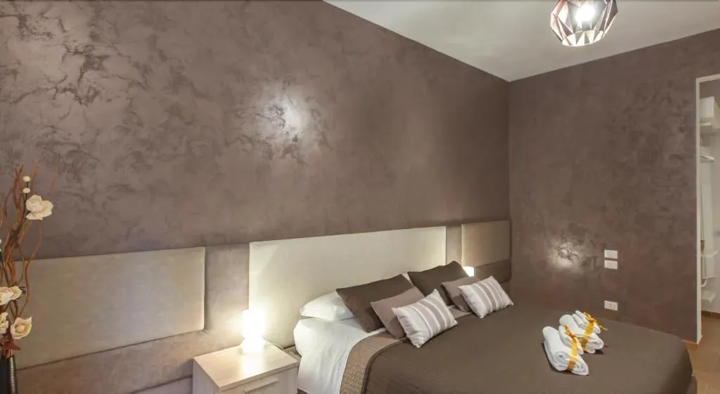Room, Dormi A Roma, Rome