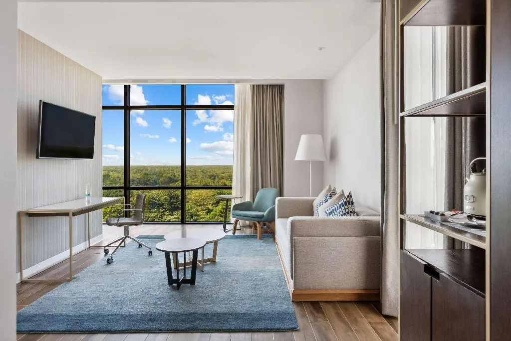 JUNIOR SUITE STANDARD Room, Avani Cancun Airport, Cancun Area