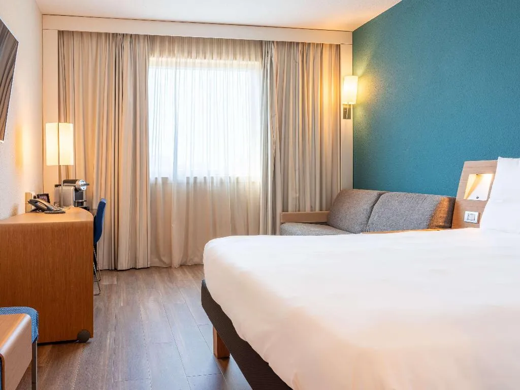 DOUBLE EXECUTIVE Room, Novotel Roma Est, Rome