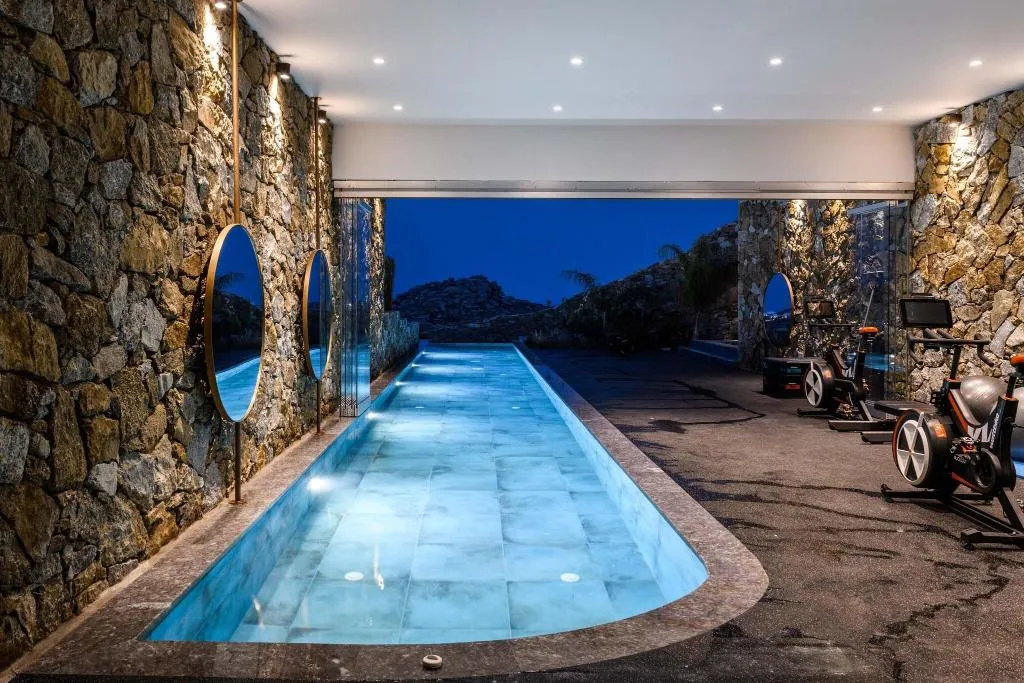 Pool, Charisma Hotel And Wellness Suites, Mykonos