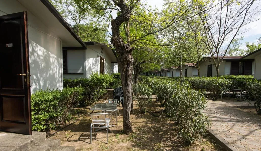 BUNGALOW CAPACITY 2 Room, Happy Village & Camping, Rome
