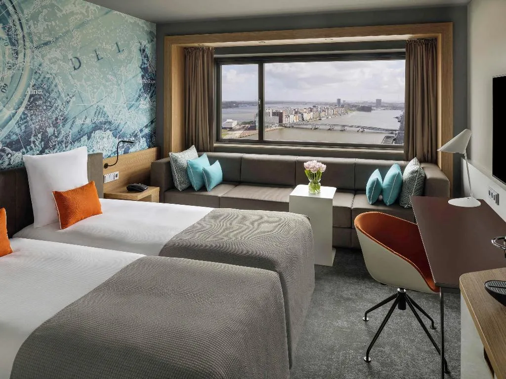 Room, Movenpick Hotel Amsterdam City Centre, Amsterdam