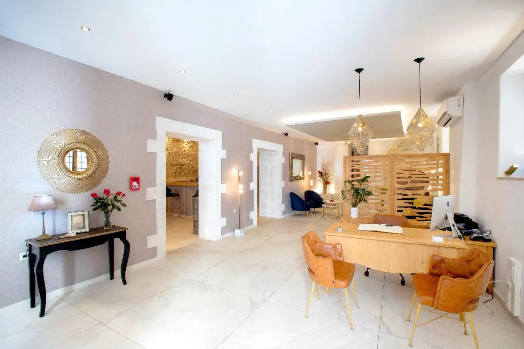 Lobby, Casa Moazzo, Crete