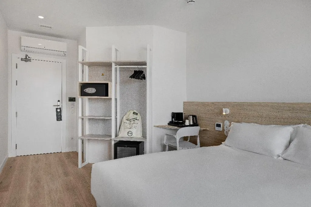 DOUBLE STANDARD Room, B&B Hotel Benidorm Finestrat, Costa Blanca